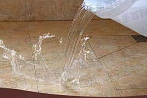 张家界市漏水维修 免砸砖防水材料该如何施工
